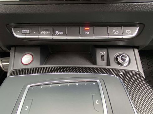 Used 2018 Audi SQ5 Premium Plus w/ S Sport Package image 21