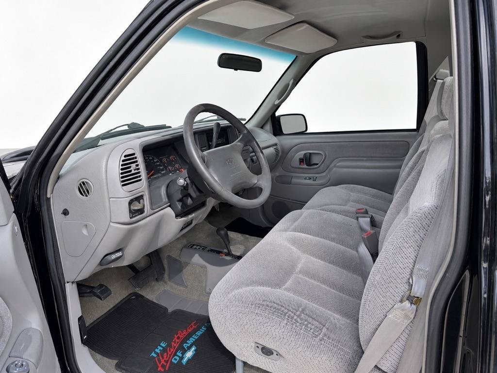 Used 1995 Chevrolet Silverado 1500 4x4 Regular Cab image 13