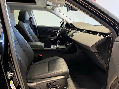 Used 2023 Land Rover Range Rover Evoque S image 25