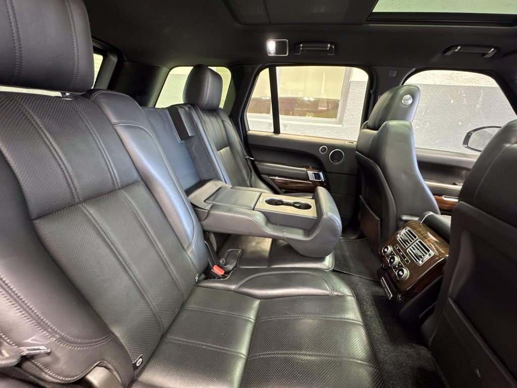 Used 2015 Land Rover Range Rover Supercharged AWD/4WD image 26