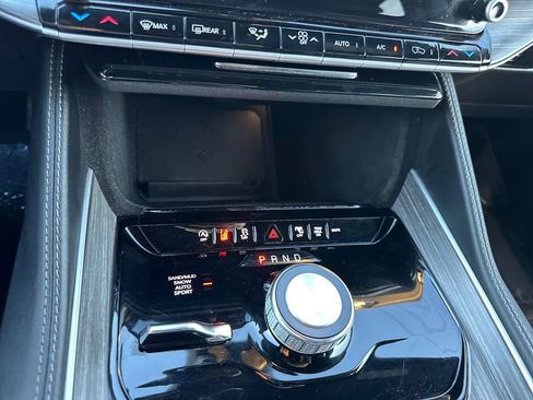 Used 2023 Jeep Wagoneer Series II image 20