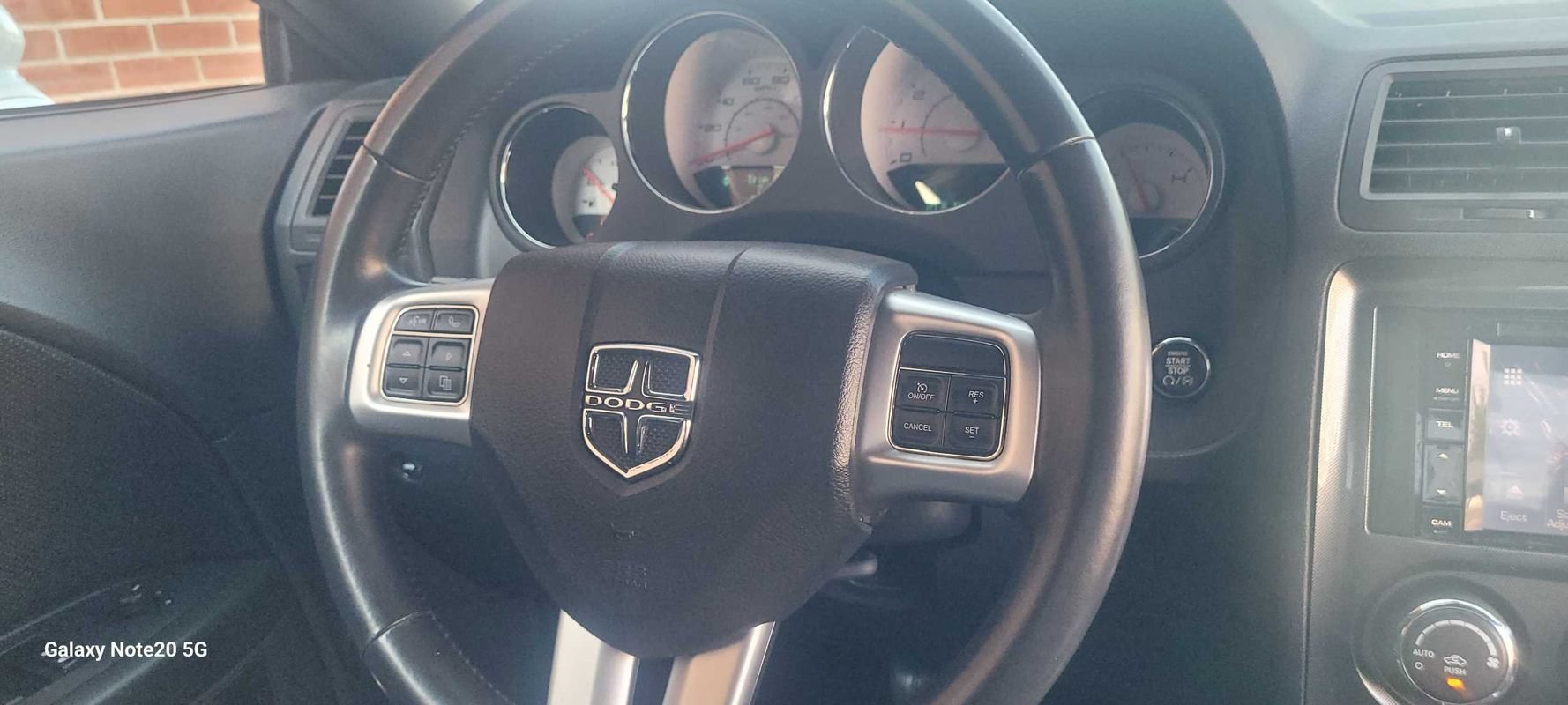 Used 2014 Dodge Challenger SXT Plus RWD image 12