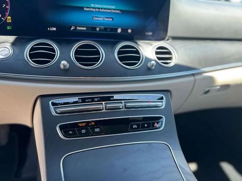 Used 2022 Mercedes-Benz E 350 Sedan image 28