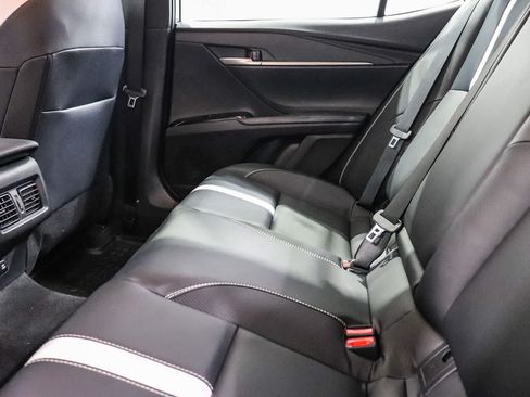 Used 2025 Toyota Camry SE FWD image 18
