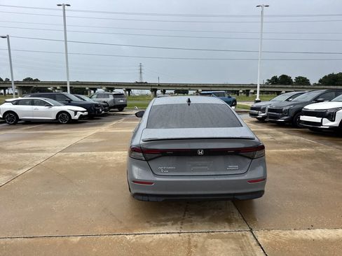Used 2024 Honda Accord Sport image 24