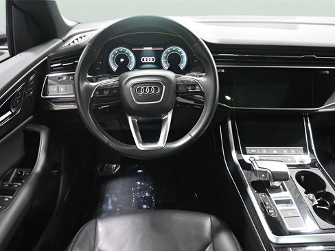 Used 2021 Audi Q8 Premium Plus w/ Premium Plus Package AWD/4WD image 11