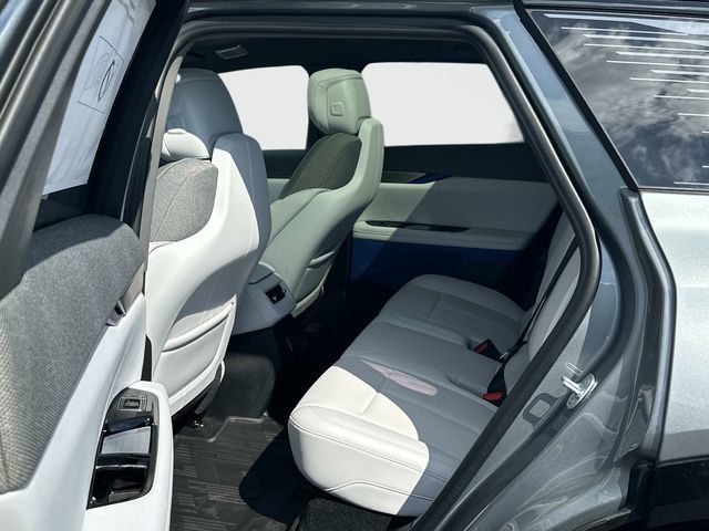 New 2027 Cadillac Optiq Sport w/ LPO, Floor Liner Package AWD/4WD image 11