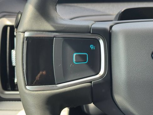 Used 2025 Ford Expedition Active RWD image 21