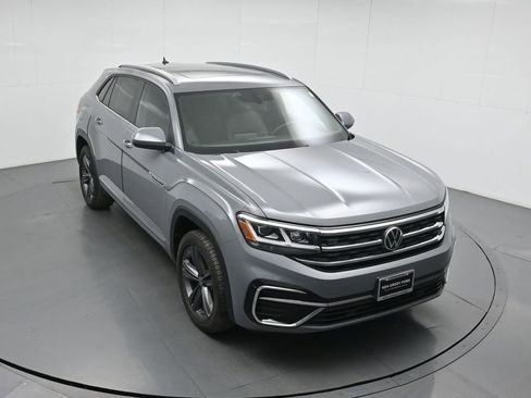 Used 2021 Volkswagen Atlas Cross Sport SE image 36