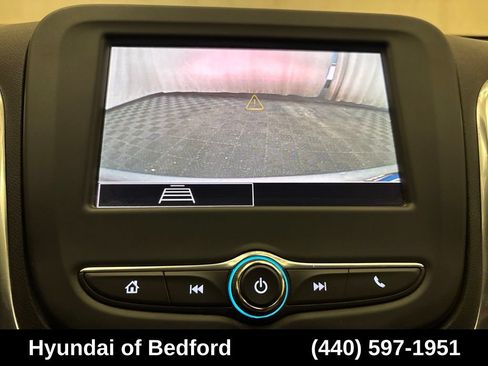 Used 2023 Chevrolet Equinox LS AWD/4WD image 19