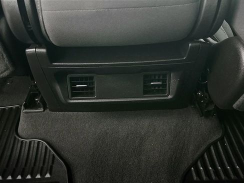 Used 2022 Chevrolet Silverado 1500 Custom image 21