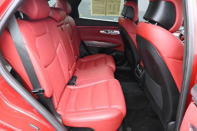 Used 2026 Genesis GV70 3.5T Sport Advanced AWD/4WD image 32