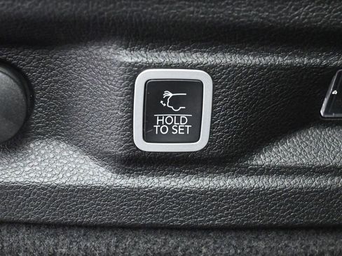 Used 2022 Jeep Grand Cherokee L Summit w/ Advanced Protech Group IV image 35