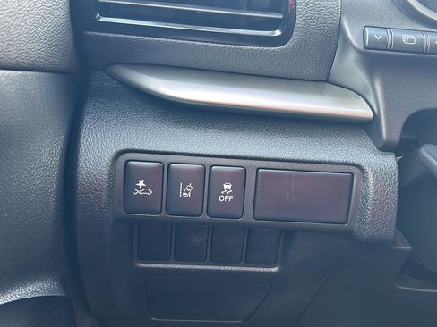 Used 2024 Mitsubishi Eclipse Cross LE image 17