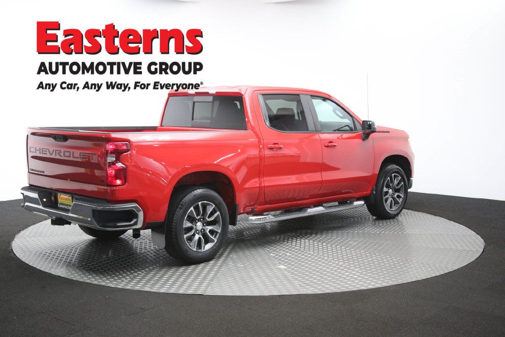 Used 2022 Chevrolet Silverado 1500 LT w/ Convenience Package II AWD/4WD image 43