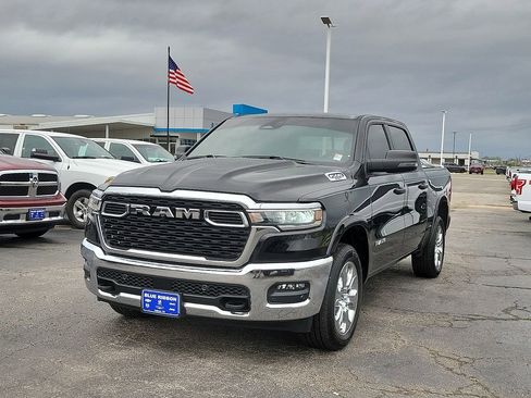 Used 2025 RAM 1500 Big Horn AWD/4WD image 2