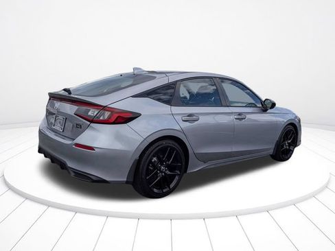 Used 2024 Honda Civic Sport image 3