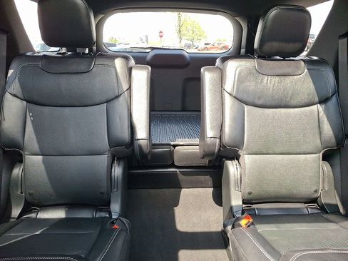 Used 2023 Ford Explorer ST w/ Equipment Group 401A AWD/4WD image 19