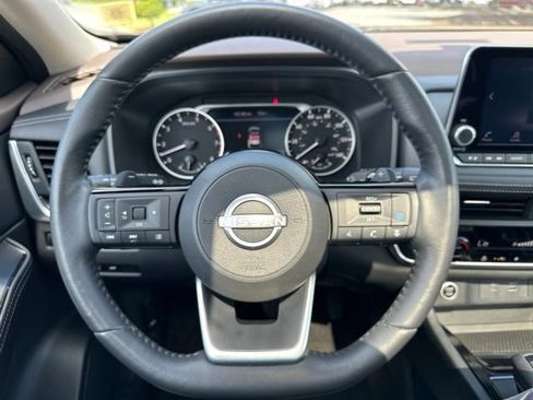Certified 2023 Nissan Rogue SV w/ SV Premium B Package AWD/4WD image 27