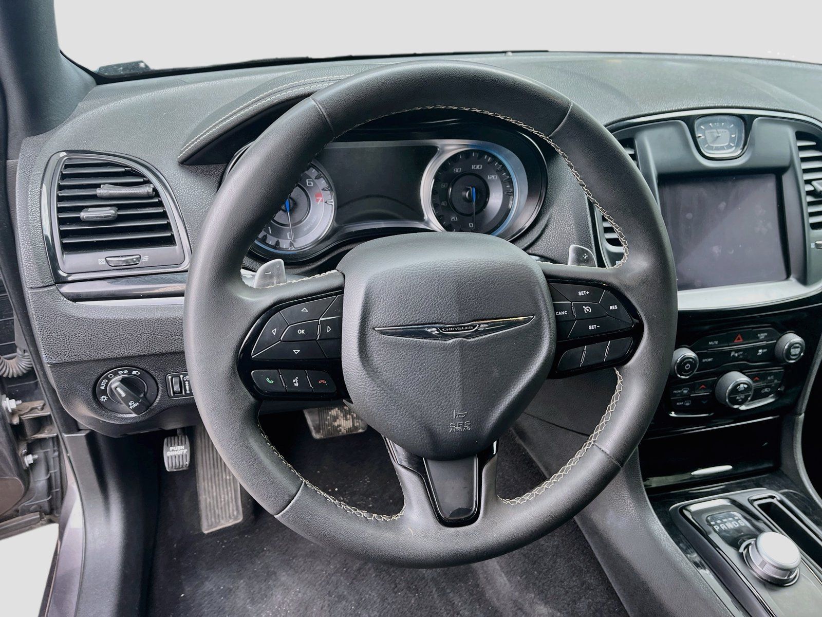 Used 2022 Chrysler 300 S RWD image 11