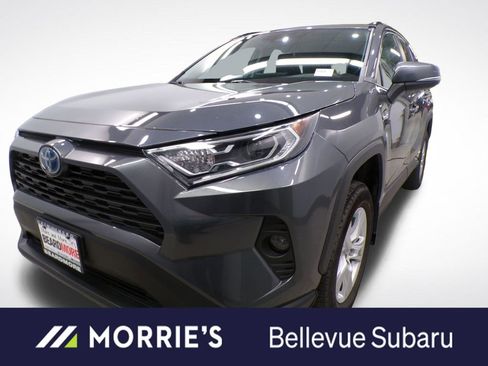 Used 2019 Toyota RAV4 XLE w/ Convenience Package AWD/4WD image 1