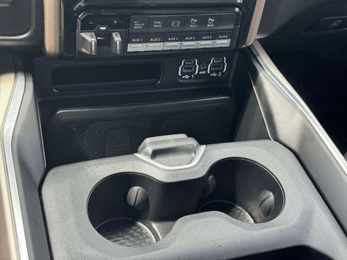Used 2022 RAM 2500 Laramie AWD/4WD image 36