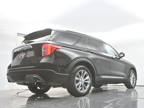 Used 2024 Ford Explorer Limited RWD image 34