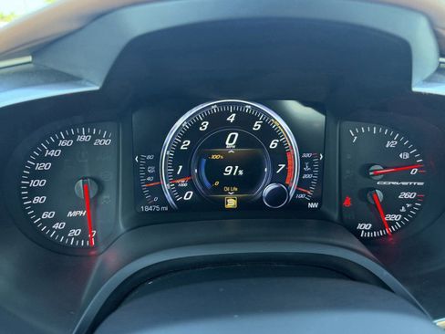 Used 2019 Chevrolet Corvette Stingray Convertible RWD image 23