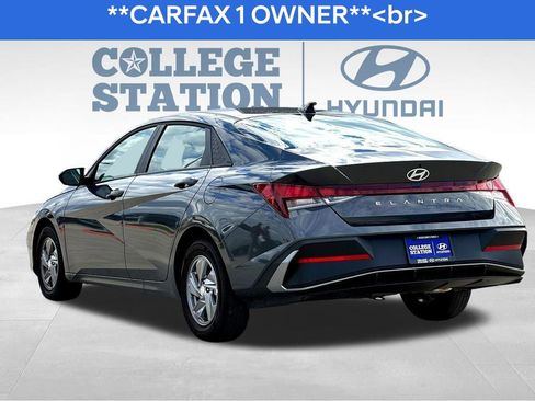 Used 2024 Hyundai Elantra SE image 6