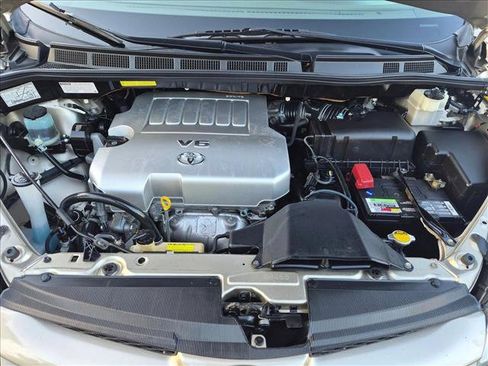 Used 2008 Toyota Sienna XLE FWD image 22