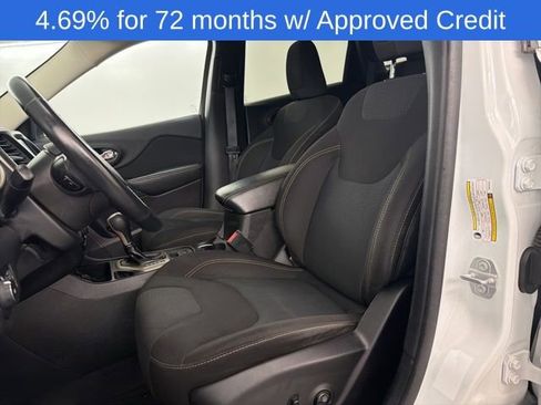 Used 2016 Jeep Cherokee Latitude w/ Comfort & Sound Group image 14