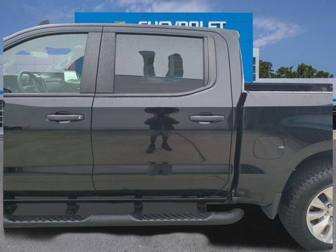 Used 2025 Chevrolet Silverado 1500 Custom AWD/4WD image 27