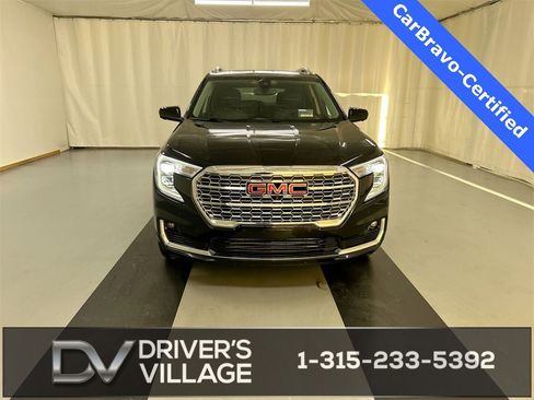 Certified 2023 GMC Terrain Denali w/ Black Diamond Edition image 3