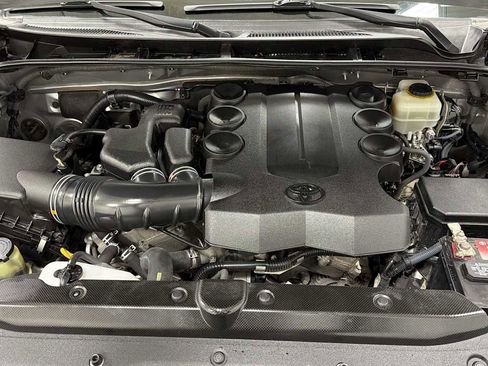 Used 2016 Toyota 4Runner SR5 image 30