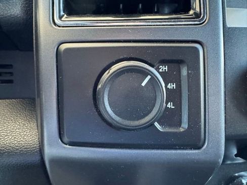 Used 2018 Ford F150 XLT w/ Equipment Group 302A Luxury AWD/4WD image 14