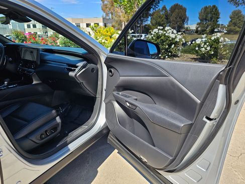 Used 2024 Lexus RX 350 w/ Convenience Package image 33