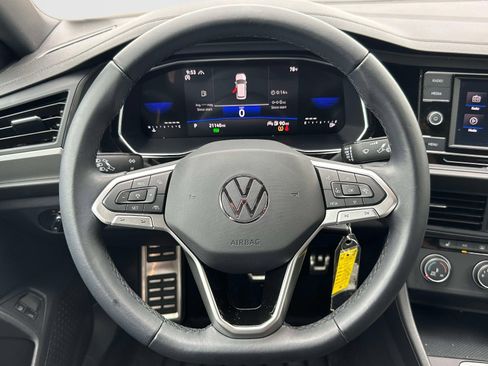 Certified 2024 Volkswagen Jetta Sport FWD image 22