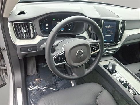 Certified 2025 Volvo XC60 B5 Plus image 12