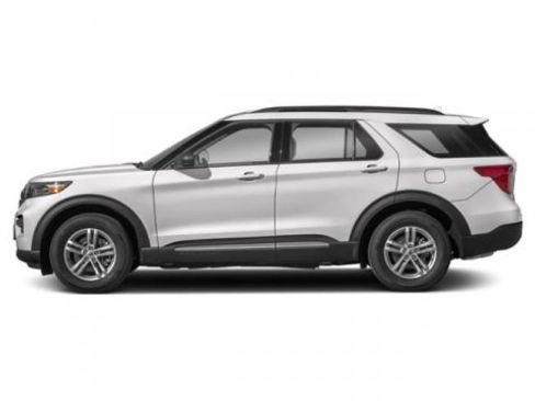 Used 2023 Ford Explorer XLT w/ Equipment Group 202A RWD image 3