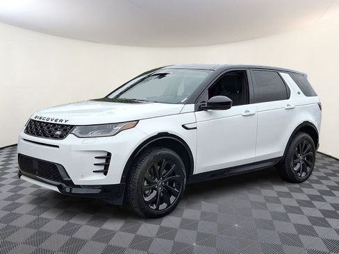 Certified 2025 Land Rover Discovery Sport Dynamic SE AWD/4WD image 1