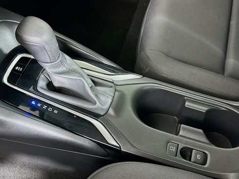 Used 2024 Toyota Corolla LE image 23