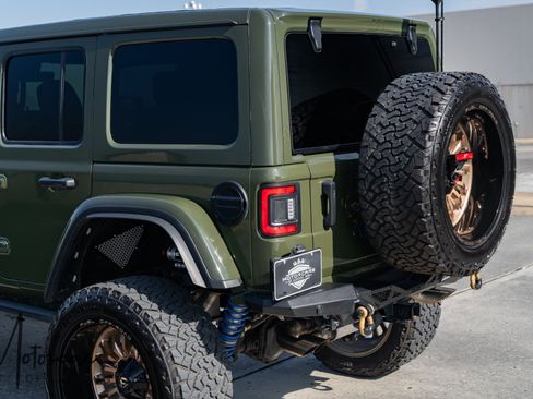 Used 2023 Jeep Wrangler Unlimited Rubicon 392 w/ Xtreme Recon 35" Tire Package image 17