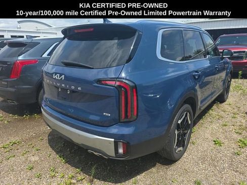 Certified 2024 Kia Telluride EX w/ EX Captain's Chair Package AWD/4WD image 7