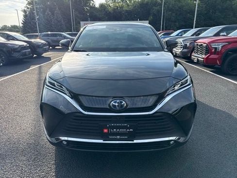 Certified 2022 Toyota Venza Limited w/ Advanced Technology Package AWD/4WD image 4