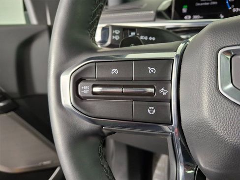 Used 2025 GMC Sierra EV Denali image 13