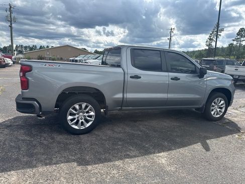 Used 2024 Chevrolet Silverado 1500 Custom AWD/4WD image 8