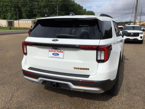 New 2026 Ford Explorer Tremor w/ Tremor Ultimate Package AWD/4WD image 9
