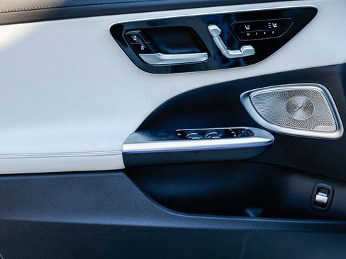 New 2026 Mercedes-Benz C 300 Sedan image 21