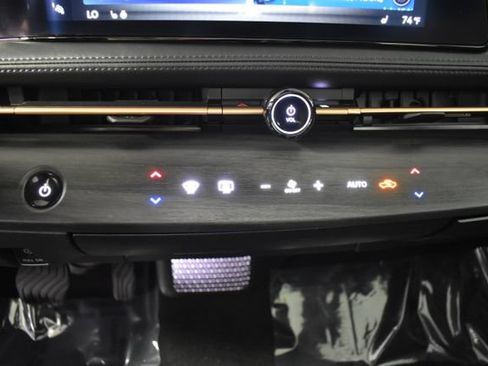 Certified 2024 Nissan Ariya AWD image 18