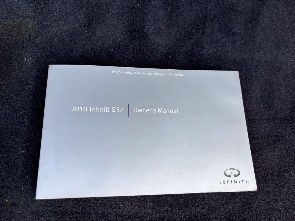 Used 2010 INFINITI G37 Journey RWD image 11